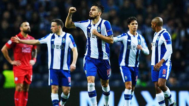 包含霍芬海姆主场大胜，实力展示优势的词条