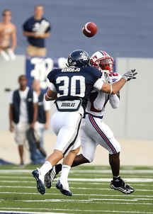 开云体育官网-曼联战术布置详解，主帅重点强调防守反击