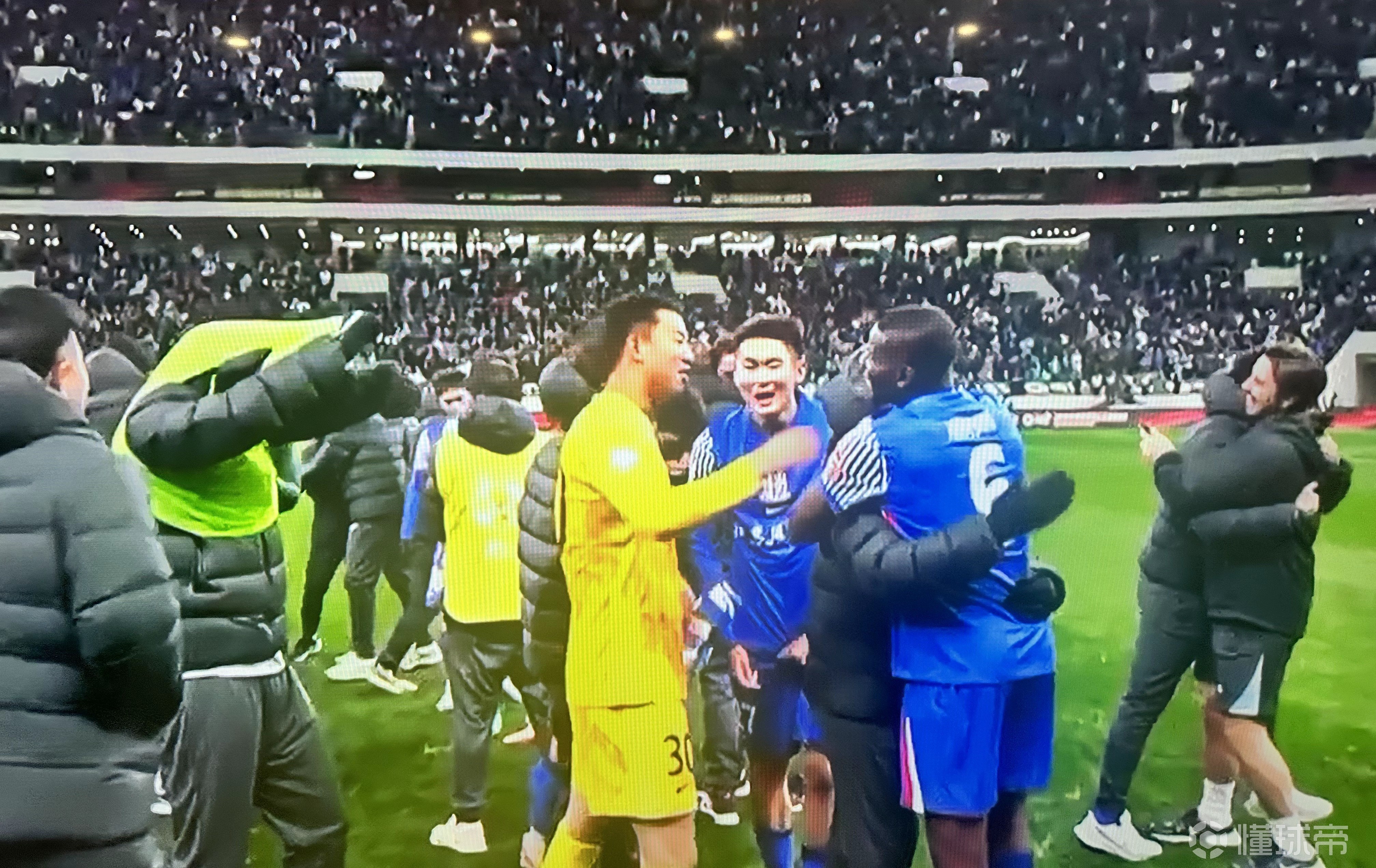 恒大对阵申花：豪取主场胜利，迎来开门红