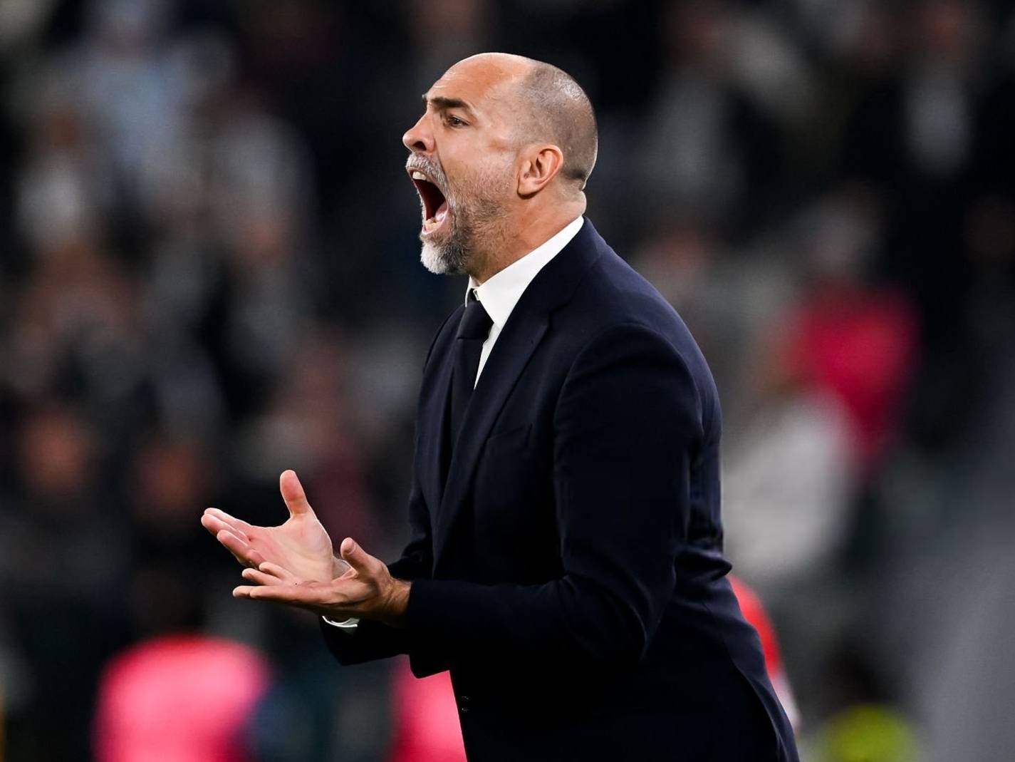 开云体育下载-关于尤文图斯客场告负，欧冠资格形势动摇的信息