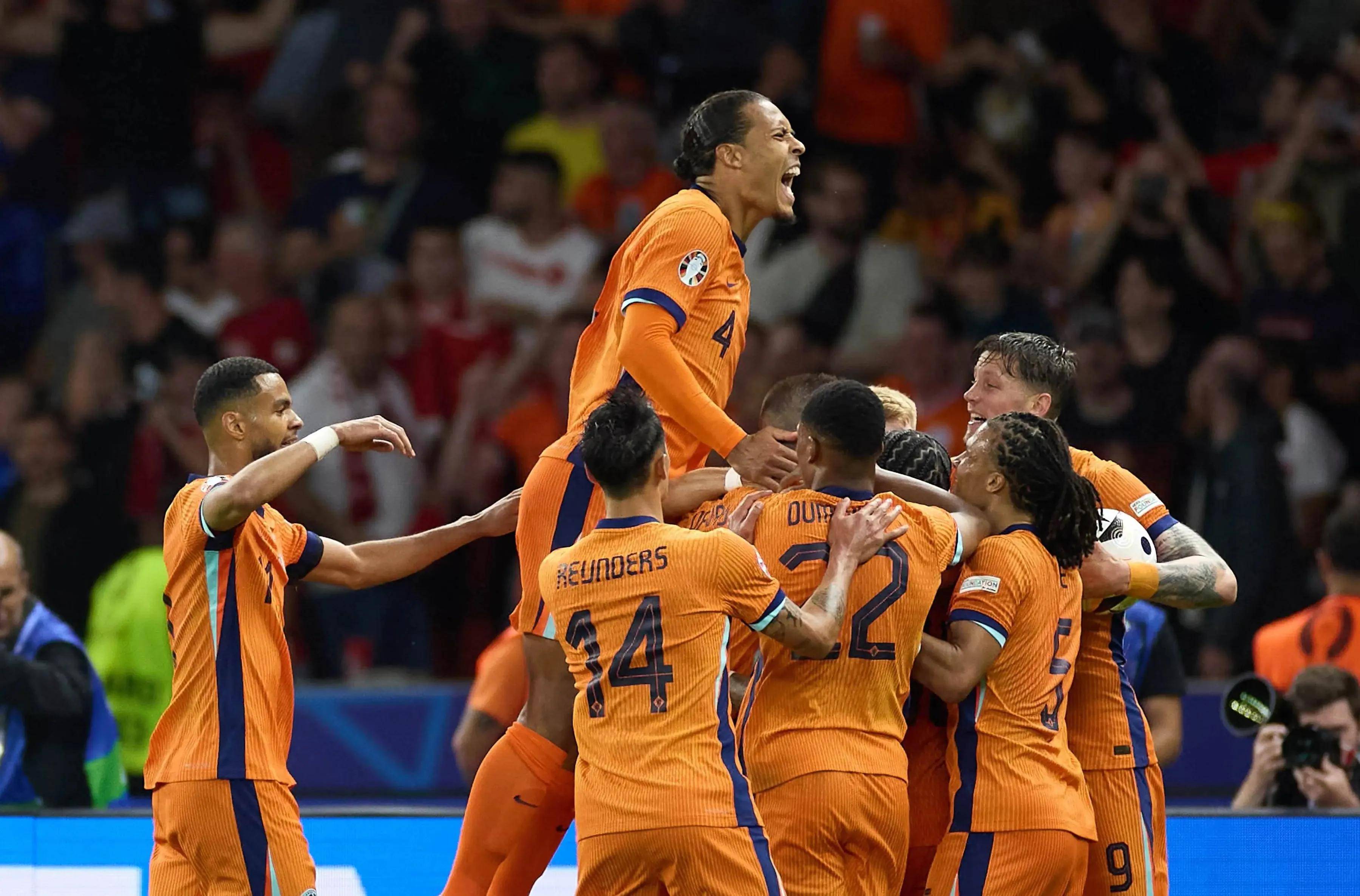 荷兰欲战胜西班牙，力保领先