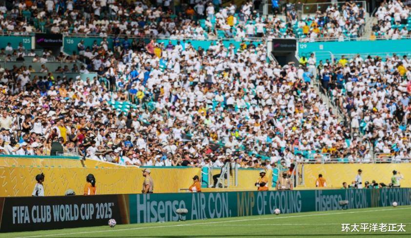 开云体育在线-波兰队与阿根廷队踩场，备受瞩目