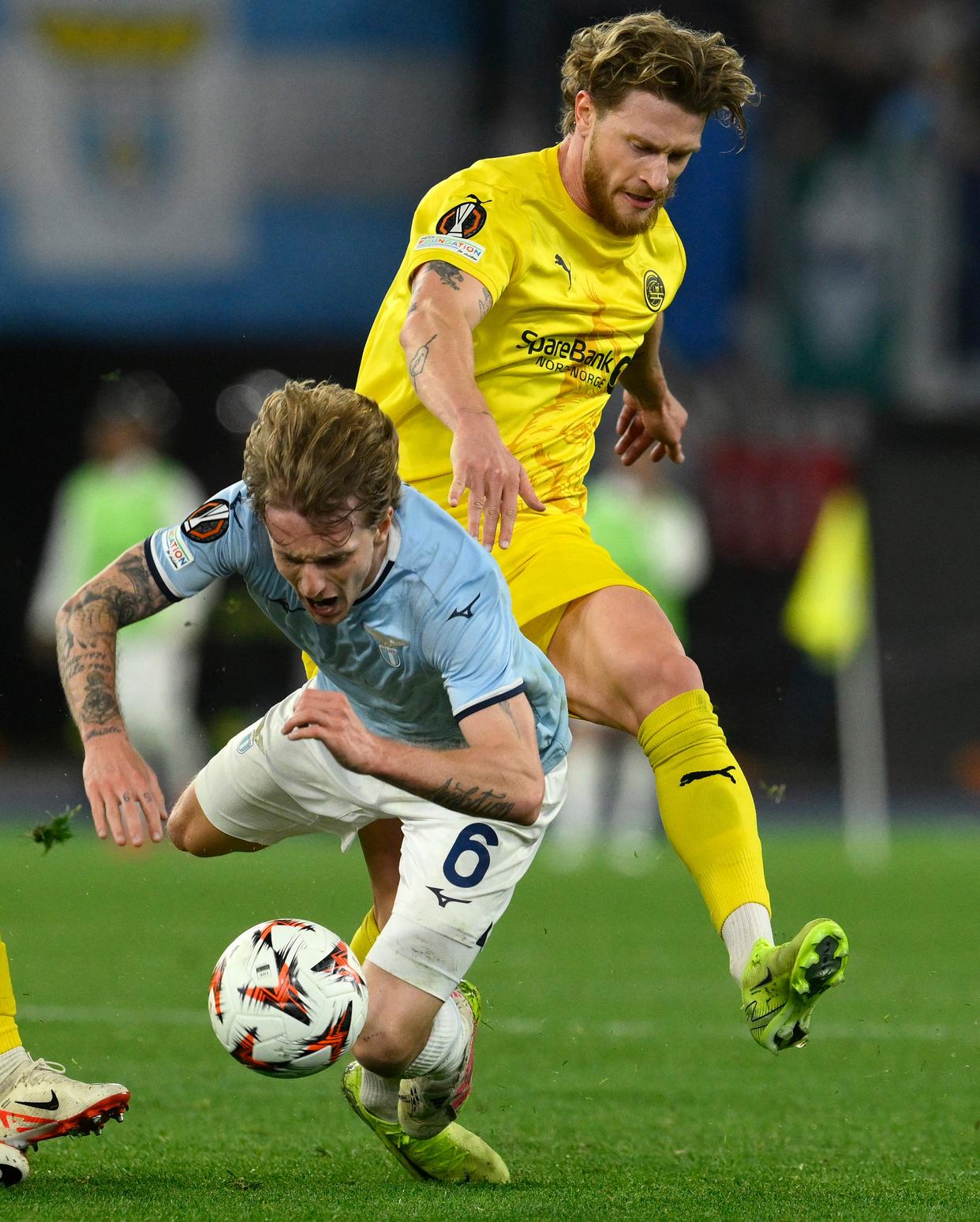 拉齐奥客场胜多特蒙德，晋级欧联杯的简单介绍