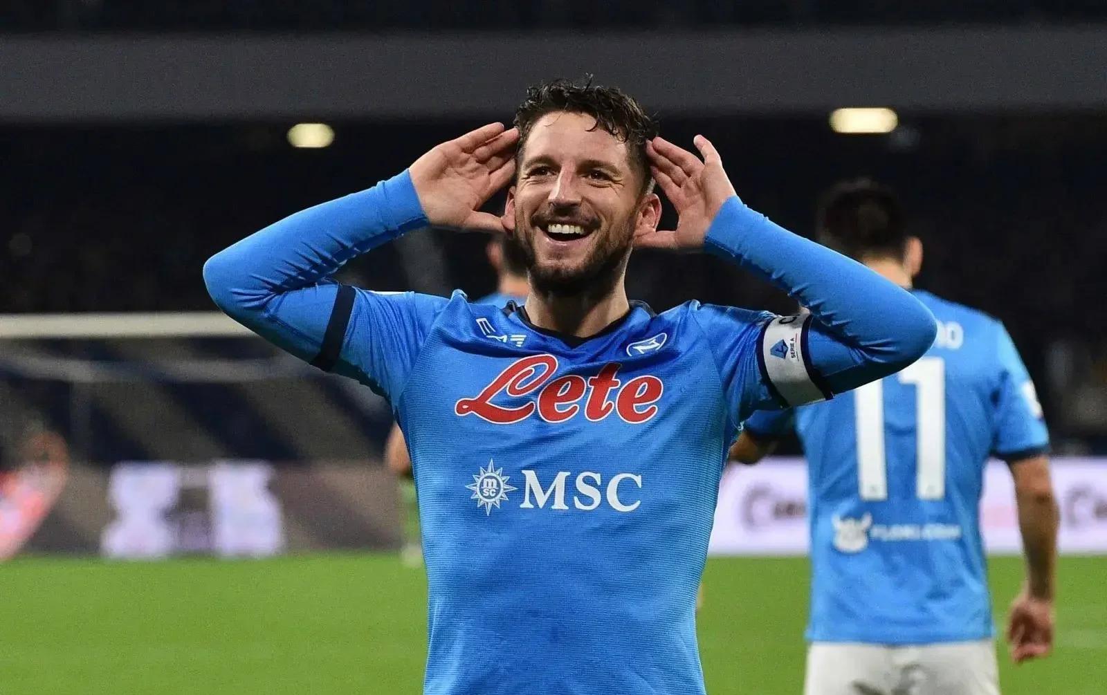 包含那不勒斯奇迹逆转，继续紧随榜首的词条