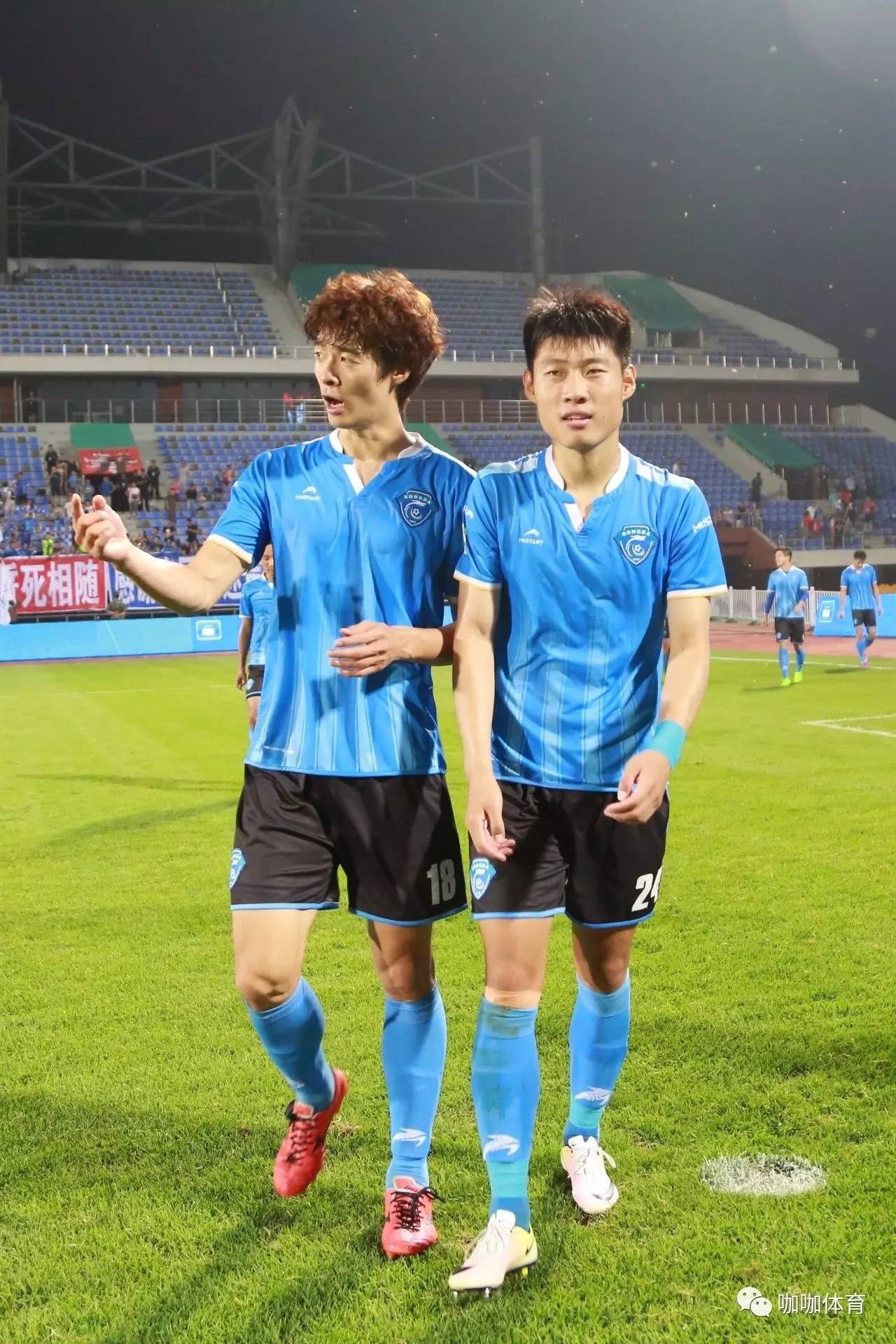 队长领衔攻防，率队杀入半决赛