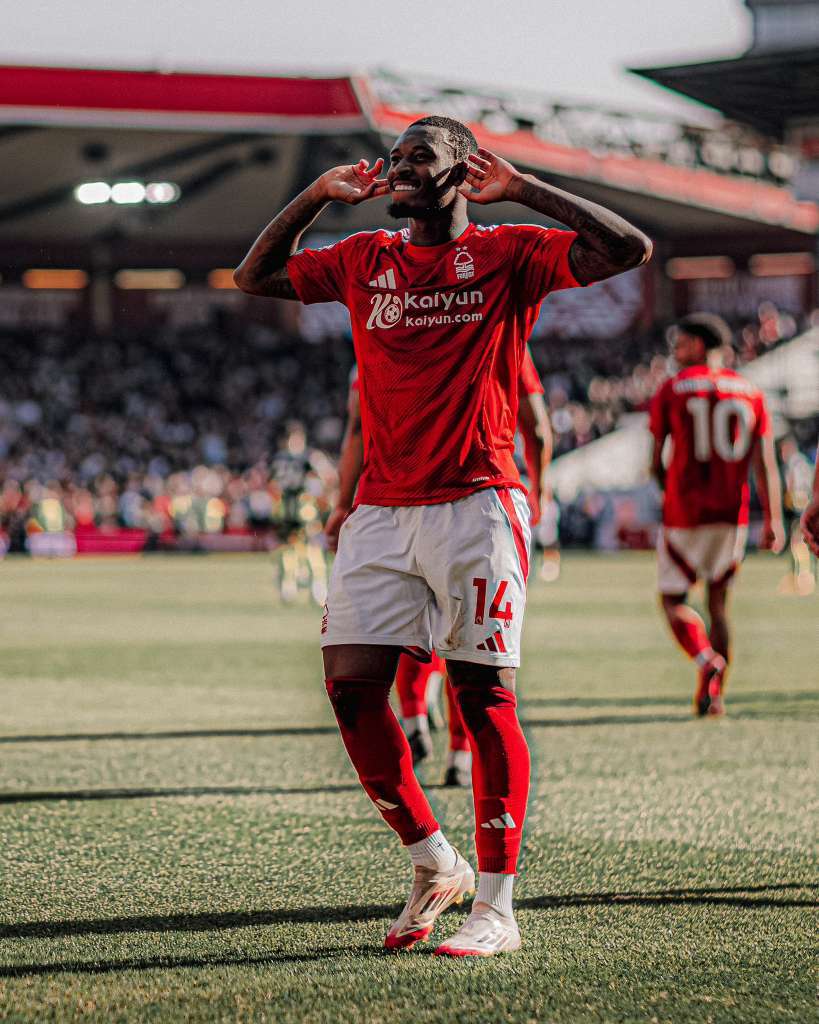 曼联球员受伤，球队战绩受影响