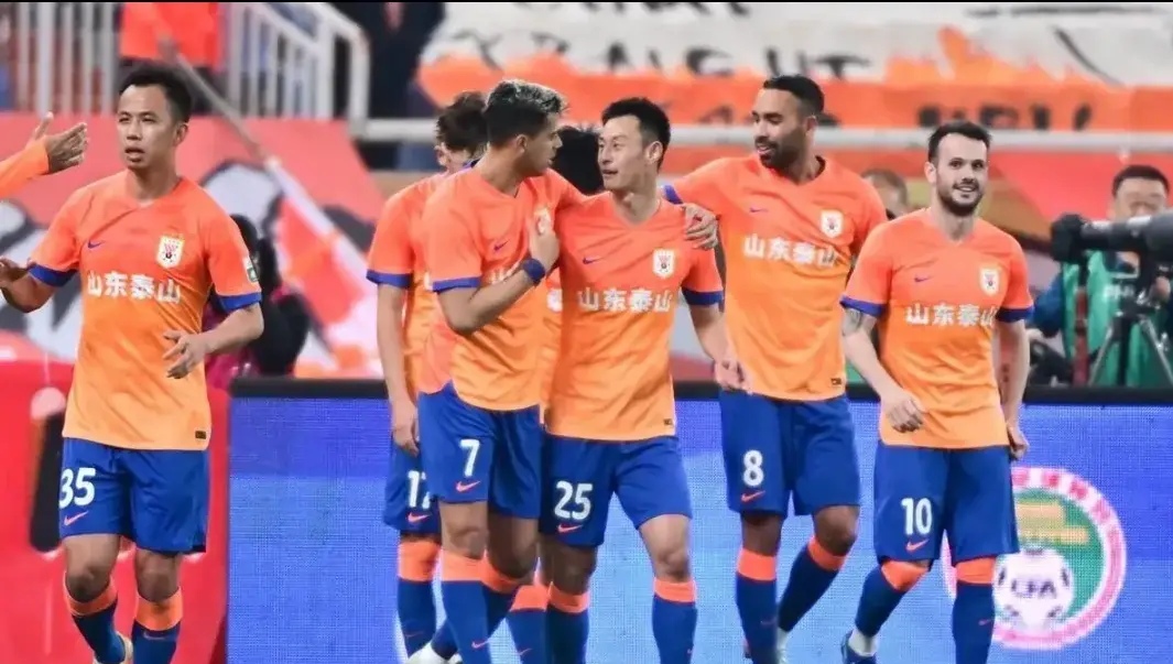 开云下载-关于精彩对战：大连实德主场迎战广州恒大的信息