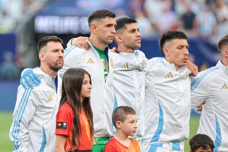 巴西球星尼马入选美洲杯最佳阵容