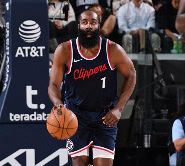 火箭大胜湖人，哈登表现不俗