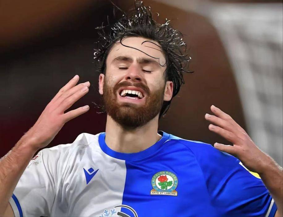 切尔西清洁出场，对手拉齐奥举不可说