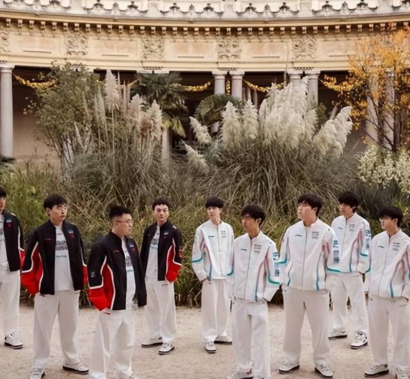 开云平台-WBG险胜T1，Knight操刀奇招英雄翻盘全球总决赛2:1（深圳）